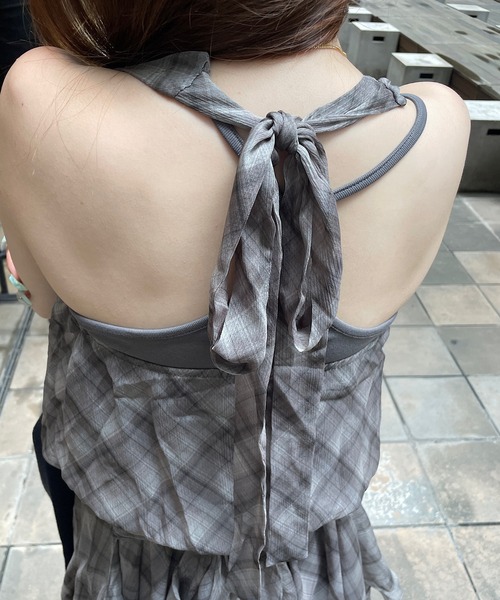 ROGER AND RAW(ロジャーアンドロウ)の「チェック シフォンホルターネックチュニック(シャツ/ブラウス・レディース・ブラック/グレー/ブラウン・FREE)」の14枚目の写真