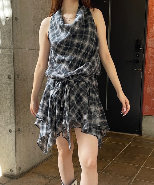 ROGER AND RAW(ロジャーアンドロウ)の「チェック シフォンホルターネックチュニック(シャツ/ブラウス・レディース・ブラック/グレー/ブラウン・FREE)」の16枚目の写真