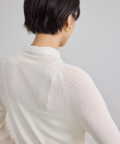 SALON adam et rope'(サロン アダム エ ロペ)の「シアーアイレットマルチWAYタートルプルオーバー(Tシャツ/カットソー・レディース・ブラック/オフホワイト/サックスブルー・FREE)」の16枚目の写真