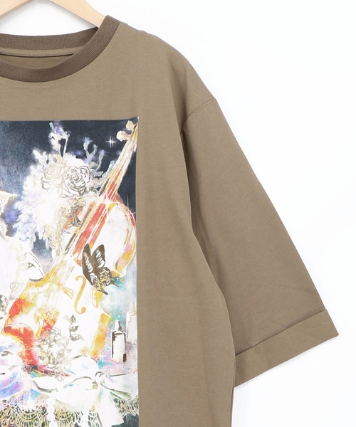 ScoLar(スカラー)の「ScoLar(スカラー) ネコと音楽のお茶会 箔プリント入りTシャツ(Tシャツ/カットソー・レディース・ブラック/ブラウン/アイボリー・MEDIUM)」の6枚目の写真