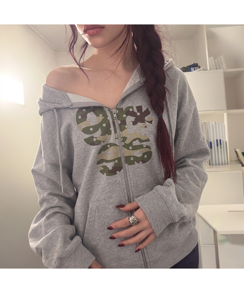 GRAVER ORDINARY（グレイバーオーディナリー）の「[ODNR UNISEX]GRAE-S CAMO_ジップアップパーカー_3color（パーカー・レディース・グレー/ブラック・MEDIUM/LARGE）」の2枚目の写真