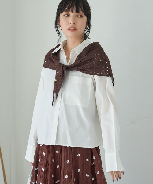 FREAK'S STORE（フリークスストア）の「ワンポイント刺繍シャツ（シャツ/ブラウス・レディース・ネイビー/ホワイト/ナチュラル/ブルー・ﾌﾘ-）」の22枚目の写真