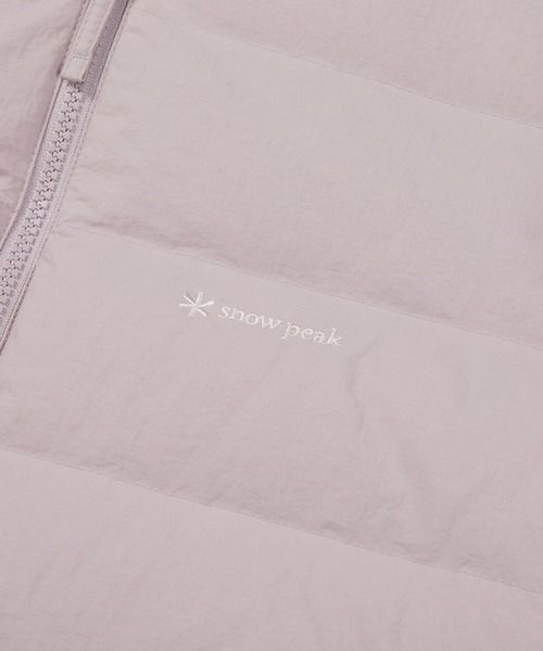 Snow Peak(スノーピーク)の「Snow Peak / LAND WOMEN'S LIGHT DOWN JACKET ランド ライトダウンジャケット ウィメンズ 海外限定(ダウンジャケット/コート・レディース・ブラウン/ブラック/ライトベージュ/ライトピンク・S/M/L)」の15枚目の写真