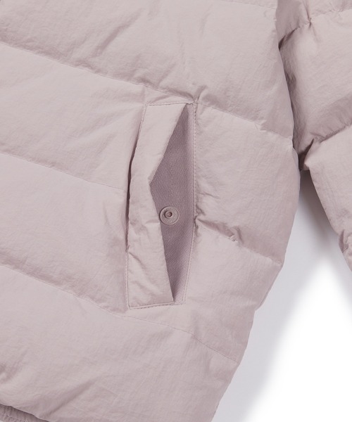 Snow Peak(スノーピーク)の「Snow Peak / LAND WOMEN'S LIGHT DOWN JACKET ランド ライトダウンジャケット ウィメンズ 海外限定(ダウンジャケット/コート・レディース・ブラウン/ブラック/ライトベージュ/ライトピンク・S/M/L)」の17枚目の写真