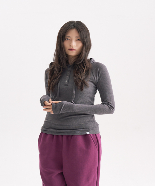 HEISAN（ハイサン）の「シアーフーディー長袖Tシャツ チャコール（パーカー・レディース・その他・FREE）」の3枚目の写真
