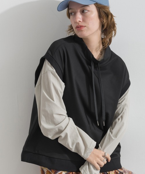 le colis(ルコリ)の「ミニ裏毛 スタンドカラーベスト(Tシャツ/カットソー・レディース・ブラウン/ブラック/杢グレー・FREE)」の2枚目の写真
