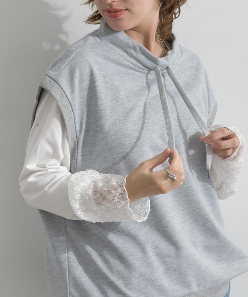 le colis(ルコリ)の「ミニ裏毛 スタンドカラーベスト(Tシャツ/カットソー・レディース・ブラウン/ブラック/杢グレー・FREE)」の8枚目の写真