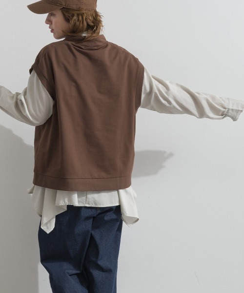 le colis(ルコリ)の「ミニ裏毛 スタンドカラーベスト(Tシャツ/カットソー・レディース・ブラウン/ブラック/杢グレー・FREE)」の12枚目の写真
