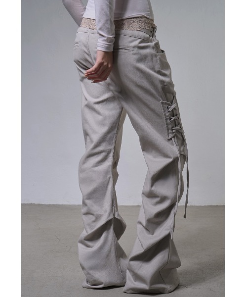 FANCY CLUB(ファンシークラブ)の「A'GEM/9 × .kom 『FANCY CLUB/ファンシークラブ』 BELTED FLARE SHIRRING PANTS/ベルテッドフレアシャーリングパンツ(その他パンツ・レディース・ブラック/ベージュ・1/2)」の9枚目の写真