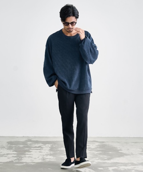 CavariA(キャバリア)の「『CavariA/キャバリア』コーデュロイタッチオーバーサイズクルーネック(Tシャツ/カットソー・メンズ・アイボリー/チャコール/グレイッシュベージュ/ネイビー/ワイン・L/M)」の14枚目の写真