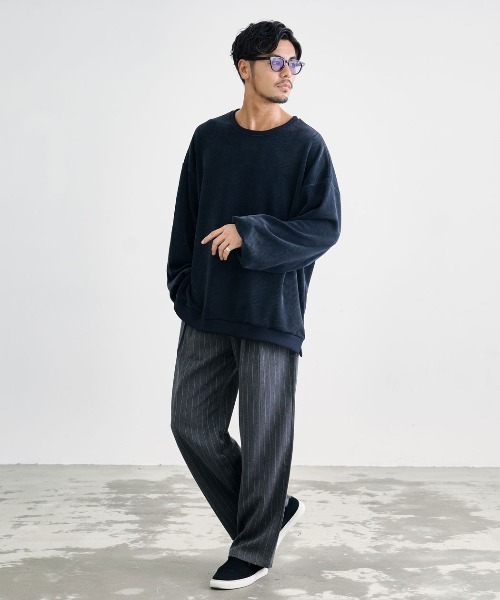 CavariA(キャバリア)の「『CavariA/キャバリア』コーデュロイタッチオーバーサイズクルーネック(Tシャツ/カットソー・メンズ・アイボリー/チャコール/グレイッシュベージュ/ネイビー/ワイン・L/M)」の9枚目の写真