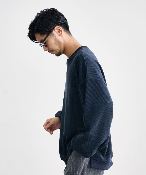 CavariA(キャバリア)の「『CavariA/キャバリア』コーデュロイタッチオーバーサイズクルーネック(Tシャツ/カットソー・メンズ・アイボリー/チャコール/グレイッシュベージュ/ネイビー/ワイン・L/M)」の10枚目の写真