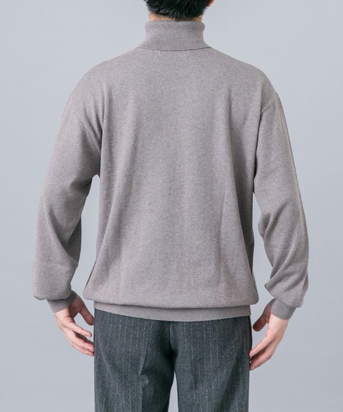 URBAN RESEARCH ROSSO MEN(アーバンリサーチロッソメン)の「『イージーケア』コットンカシミヤタートルニット(ニット/セーター・メンズ・ベージュ系その他/グレー/アイボリー/ネイビー/ブラック・LARGE/MEDIUM)」の6枚目の写真