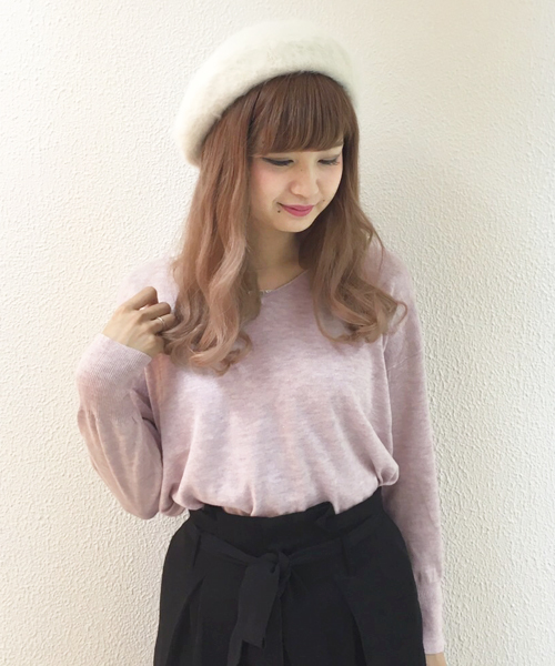 mysty woman（ミスティウーマン）の「ラメVドルマンニットプルオーバー（ニット/セーター・レディース・サックスブルー/ネイビー/ラベンダー/ピンク/オフホワイト/トップグレー/イエロー・FREE）」の7枚目の写真