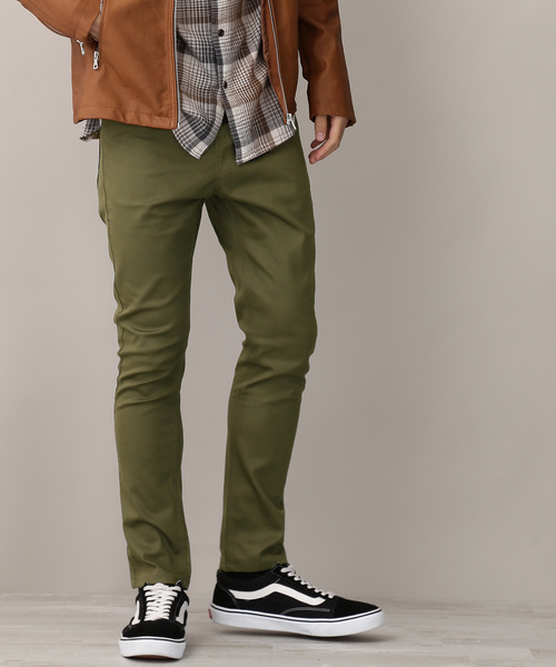 MONO-MART（モノマート）の「テーパードシルエットスキニーチノパンツ/ストレッチ生地（チノパンツ・メンズ・ブラック/グレー系その他/オリーブ/ライトベージュ/ブルー系その他/グレー系その他2/チャコール/ベージュ/ネイビー/オフホワイト/グレー/ブルー/ボルドー/ライトブルー・M/L/XL）」の10枚目の写真