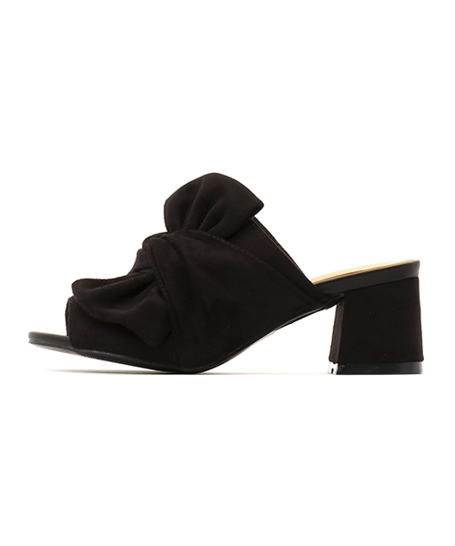 Andemiu（アンデミュウ）の「ＢＩＧリボンミュールサンダル750178（サンダル・レディース・ブラック/ベージュ・MEDIUM/LARGE）」の3枚目の写真