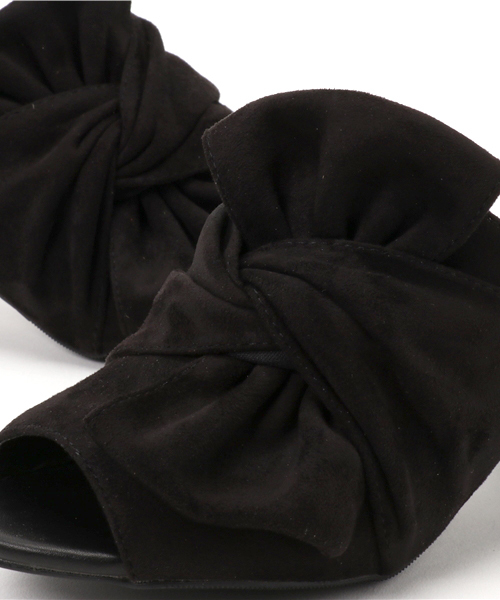 Andemiu（アンデミュウ）の「ＢＩＧリボンミュールサンダル750178（サンダル・レディース・ブラック/ベージュ・MEDIUM/LARGE）」の8枚目の写真