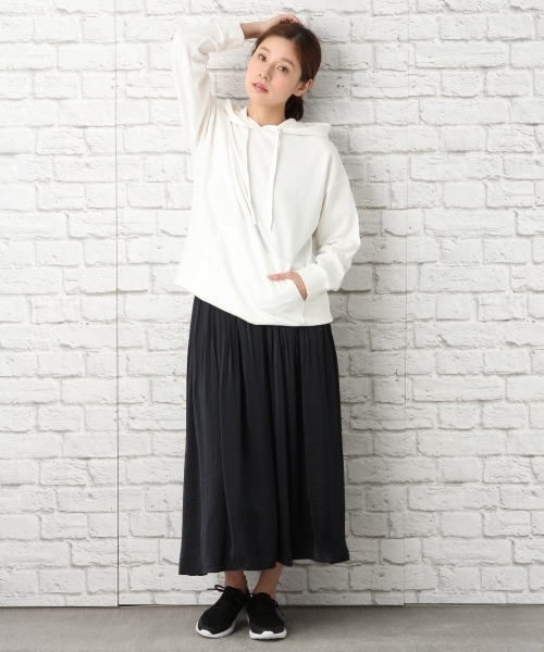 LEPSIM（レプシィム）の「サテンロングフレアスカート 740752（スカート・レディース・ホワイト/ブラウン/ダークネイビー・MEDIUM/LARGE）」の7枚目の写真