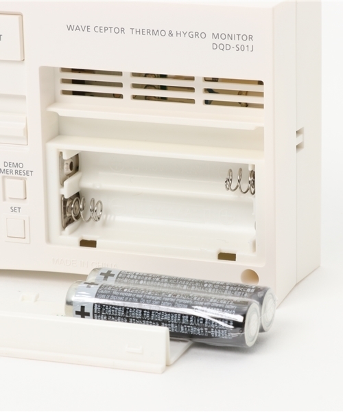 CASIO（カシオ）の「置時計 / 電波時計 / DQD-S01J-7JF（置時計・レディース・ホワイト・FREE）」の4枚目の写真