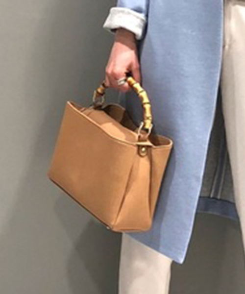 RIVE DROITE（リヴドロワ）の「バンブーMINIバッグ（ハンドバッグ・レディース・パープル/ブラウン/アイボリー/サックスブルー・FREE）」の3枚目の写真