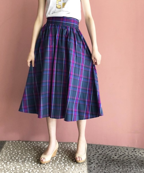 PICCIN（ピッチン）の「ダークマドラスチェックロングスカート（スカート・レディース・ネイビー/グリーン・MEDIUM/LARGE）」の2枚目の写真