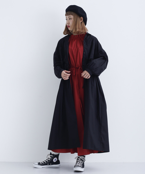 MERLOT（メルロー）の「オープンカラー切り替えギャザーワンピース7802（ワンピース・レディース・ブラック/グリーン/マスタード・FREE）」の4枚目の写真