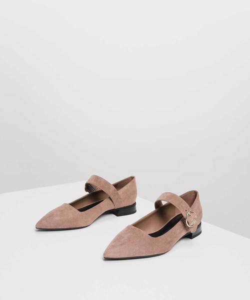 CHARLES & KEITH（チャールズ & キース）の「ゴールドバックルディテールメリージェーンフラット / Gold Buckle Detail Mary Jane Flats（パンプス・レディース・ブラック/ライトベージュ/オレンジ・23cm/23.5cm/24.5cm/25cm）」の11枚目の写真