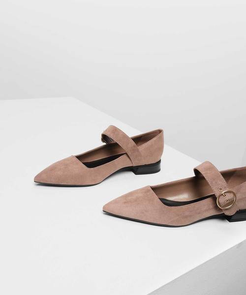 CHARLES & KEITH（チャールズ & キース）の「ゴールドバックルディテールメリージェーンフラット / Gold Buckle Detail Mary Jane Flats（パンプス・レディース・ブラック/ライトベージュ/オレンジ・23cm/23.5cm/24.5cm/25cm）」の13枚目の写真