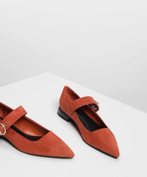 CHARLES & KEITH（チャールズ & キース）の「ゴールドバックルディテールメリージェーンフラット / Gold Buckle Detail Mary Jane Flats（パンプス・レディース・ブラック/ライトベージュ/オレンジ・23cm/23.5cm/24.5cm/25cm）」の19枚目の写真