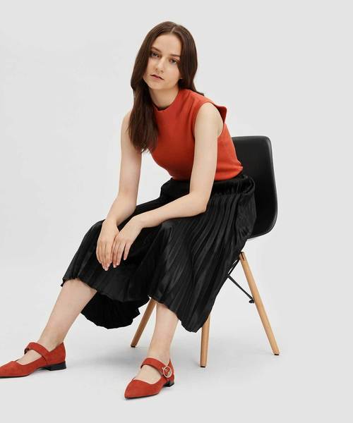 CHARLES & KEITH（チャールズ & キース）の「ゴールドバックルディテールメリージェーンフラット / Gold Buckle Detail Mary Jane Flats（パンプス・レディース・ブラック/ライトベージュ/オレンジ・23cm/23.5cm/24.5cm/25cm）」の21枚目の写真
