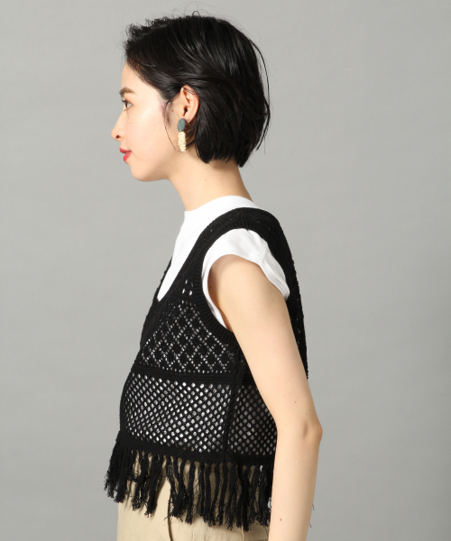 LOWRYS FARM(ローリーズファーム)の「カギバリノースリーブ 836044(ニット/セーター・レディース・アイボリー/ブラック/ブルー・FREE)」の5枚目の写真