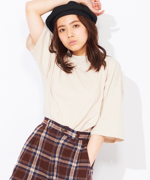 WEGO（ウィゴー）の「WEGO/USAコットンワイドハイネックTシャツ（Tシャツ/カットソー・レディース・パープル/グリーン/ライトベージュ/ダークオレンジ・FREE）」の2枚目の写真