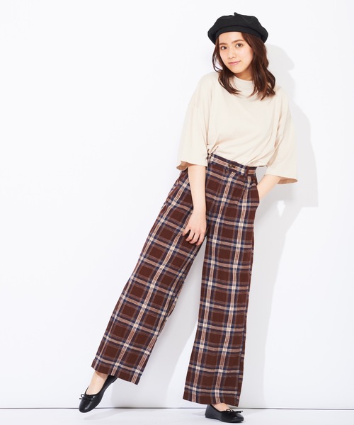 WEGO（ウィゴー）の「WEGO/USAコットンワイドハイネックTシャツ（Tシャツ/カットソー・レディース・パープル/グリーン/ライトベージュ/ダークオレンジ・FREE）」の13枚目の写真