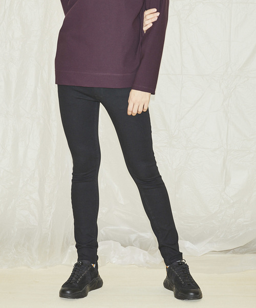 MAISON SPECIAL（メゾンスペシャル）の「【ZOZOTOWN限定】“驚愕のストレッチ” CALIK DENIM/カリクデニム ウルトラストレッチスーパースキニーデニムパンツ 【MAISON SPECIAL/メゾンスペシャル】（デニムパンツ・メンズ・ブラック・44/46/48）」の6枚目の写真