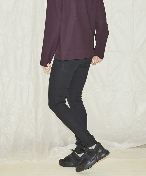 MAISON SPECIAL（メゾンスペシャル）の「【ZOZOTOWN限定】“驚愕のストレッチ” CALIK DENIM/カリクデニム ウルトラストレッチスーパースキニーデニムパンツ 【MAISON SPECIAL/メゾンスペシャル】（デニムパンツ・メンズ・ブラック・44/46/48）」の5枚目の写真
