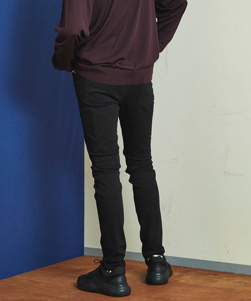 MAISON SPECIAL（メゾンスペシャル）の「【ZOZOTOWN限定】“驚愕のストレッチ” CALIK DENIM/カリクデニム ウルトラストレッチスーパースキニーデニムパンツ 【MAISON SPECIAL/メゾンスペシャル】（デニムパンツ・メンズ・ブラック・44/46/48）」の17枚目の写真