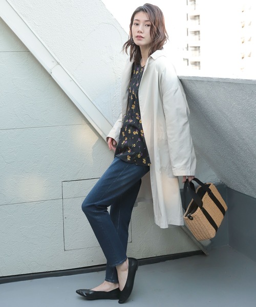 LEPSIM（レプシィム）の「ハナガラVネックタックブラウス　865118（シャツ/ブラウス・レディース・オフホワイト/ネイビー/ブラック/グレイッシュベージュ・MEDIUM/LARGE）」の16枚目の写真