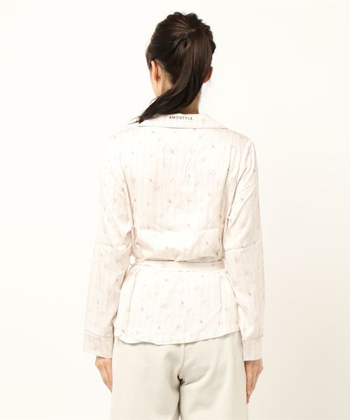 AMOSTYLE BY TRIUMPH(アモスタイルバイトリンプ)の「ウィメンズウェア フォークフローラル プリントパジャマトップ AMSTNW01 Top26-Q JX(ルームウェア/パジャマ・レディース・ピンク/グリーン・M/L)」の4枚目の写真