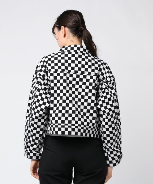 WEGO（ウィゴー）の「WEGO/【セットアップ対応商品】パターンショートジャケット（ブルゾン・レディース・ブラック/アニマル/ブラック系その他2・FREE）」の4枚目の写真