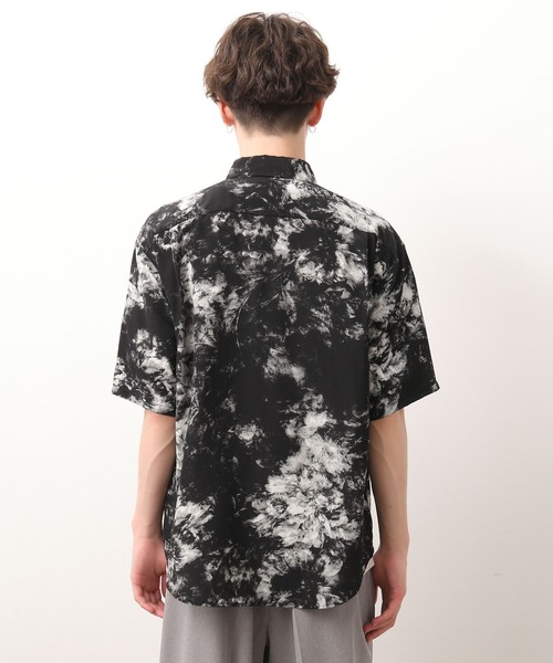 JUNRED(ジュンレッド)の「ブラッシュフラワードレープシャツ(シャツ/ブラウス・メンズ・ブラック/ライトグリーン・S/M/L)」の7枚目の写真