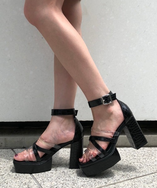 ENVYM（アンビー）の「ＰＶＣコンビサンダル（サンダル・レディース・ブラック/ベージュ・23.5cm/24.5cm/22.5cm）」の2枚目の写真