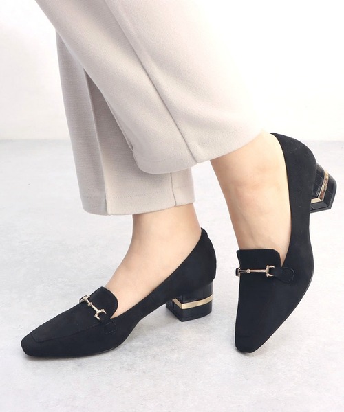 NEUE THE MARKET(ノイエザマーケット)の「ビット金具付きローファーパンプス/91401(パンプス・レディース・ボルドー/ブラック/カーキ/ブラック系その他・22.5cm/24.5cm/23.5cm/23cm/24cm)」の3枚目の写真