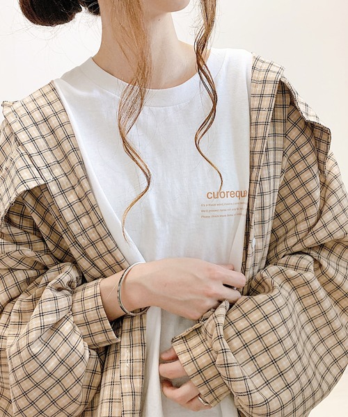 cuorequal(クオレコール)の「cuorequal茶色ロゴ半袖Tシャツ(Tシャツ/カットソー・レディース・ホワイト・SMALL/MEDIUM/LARGE/X-LARGE)」の10枚目の写真