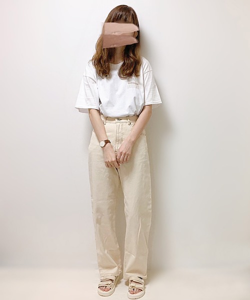 cuorequal(クオレコール)の「cuorequal茶色ロゴ半袖Tシャツ(Tシャツ/カットソー・レディース・ホワイト・SMALL/MEDIUM/LARGE/X-LARGE)」の3枚目の写真