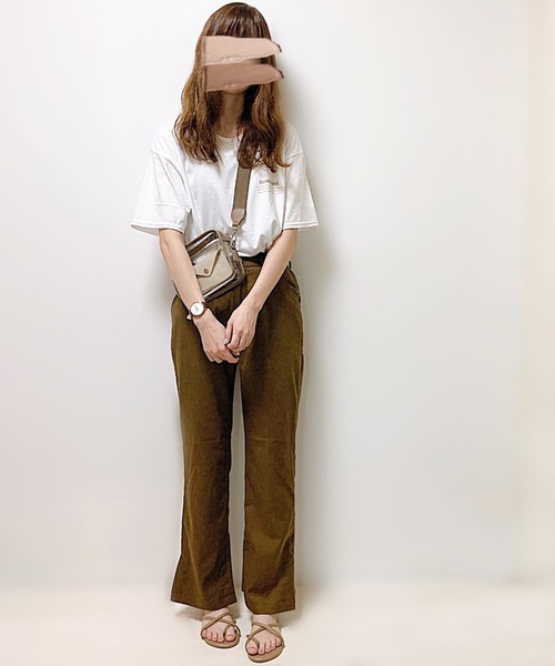 cuorequal(クオレコール)の「cuorequal茶色ロゴ半袖Tシャツ(Tシャツ/カットソー・レディース・ホワイト・SMALL/MEDIUM/LARGE/X-LARGE)」の9枚目の写真