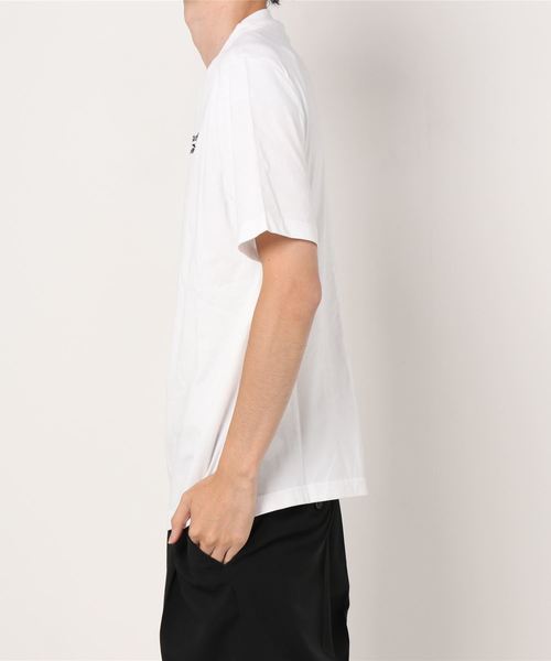 Reebok(リーボック)の「クラシックス スモール ベクター Tシャツ / Classics Small Vector Tee(Tシャツ/カットソー・メンズ・ホワイト/ブラック/ネイビー・SMALL/MEDIUM/LARGE/X-LARGE/XX-LARGE)」の4枚目の写真
