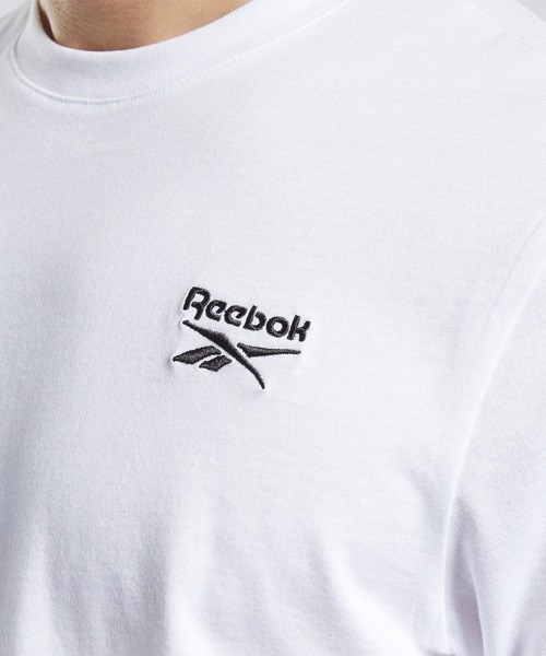 Reebok(リーボック)の「クラシックス スモール ベクター Tシャツ / Classics Small Vector Tee(Tシャツ/カットソー・メンズ・ホワイト/ブラック/ネイビー・SMALL/MEDIUM/LARGE/X-LARGE/XX-LARGE)」の8枚目の写真