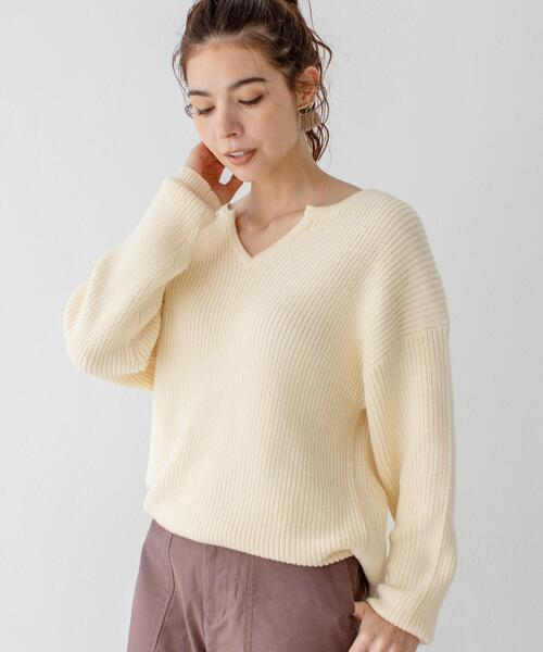 coen（コーエン）の「アゼ編みスキッパーニットプルオーバー（ニット/セーター・レディース・オフホワイト/ケリー/ピンク/ネイビー・FREE）」の21枚目の写真