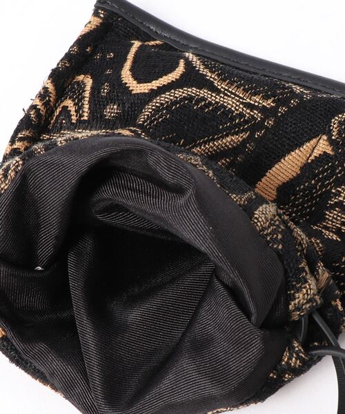 TODAYFUL（トゥデイフル）の「レザー×ジャガードポシェット（ショルダーバッグ・レディース・ブラック/アイボリー・FREE）」の4枚目の写真