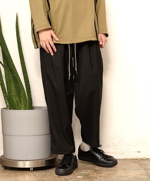 UP START（アップスタート）の「ワイドテーパードパンツ（セットアップ対応）（その他パンツ・メンズ・ブラック/グレイッシュベージュ/カーキ/ベージュ系その他・MEDIUM/LARGE/X-LARGE）」の5枚目の写真